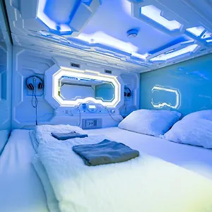 Hostel Space - Center