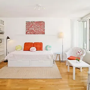 Studio Auersperg Apartment