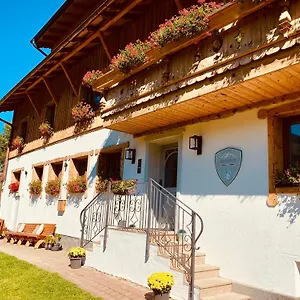 Alm Seasons Premium & Privatunterkunft Saalbach-Hinterglemm