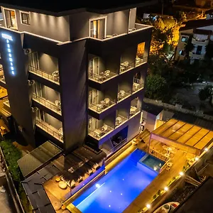Hotel Piramida Ksamil